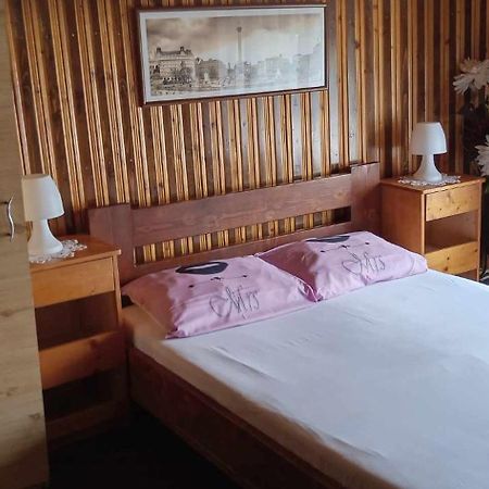 Hostel Intim 95 Ron Birlad Экстерьер фото