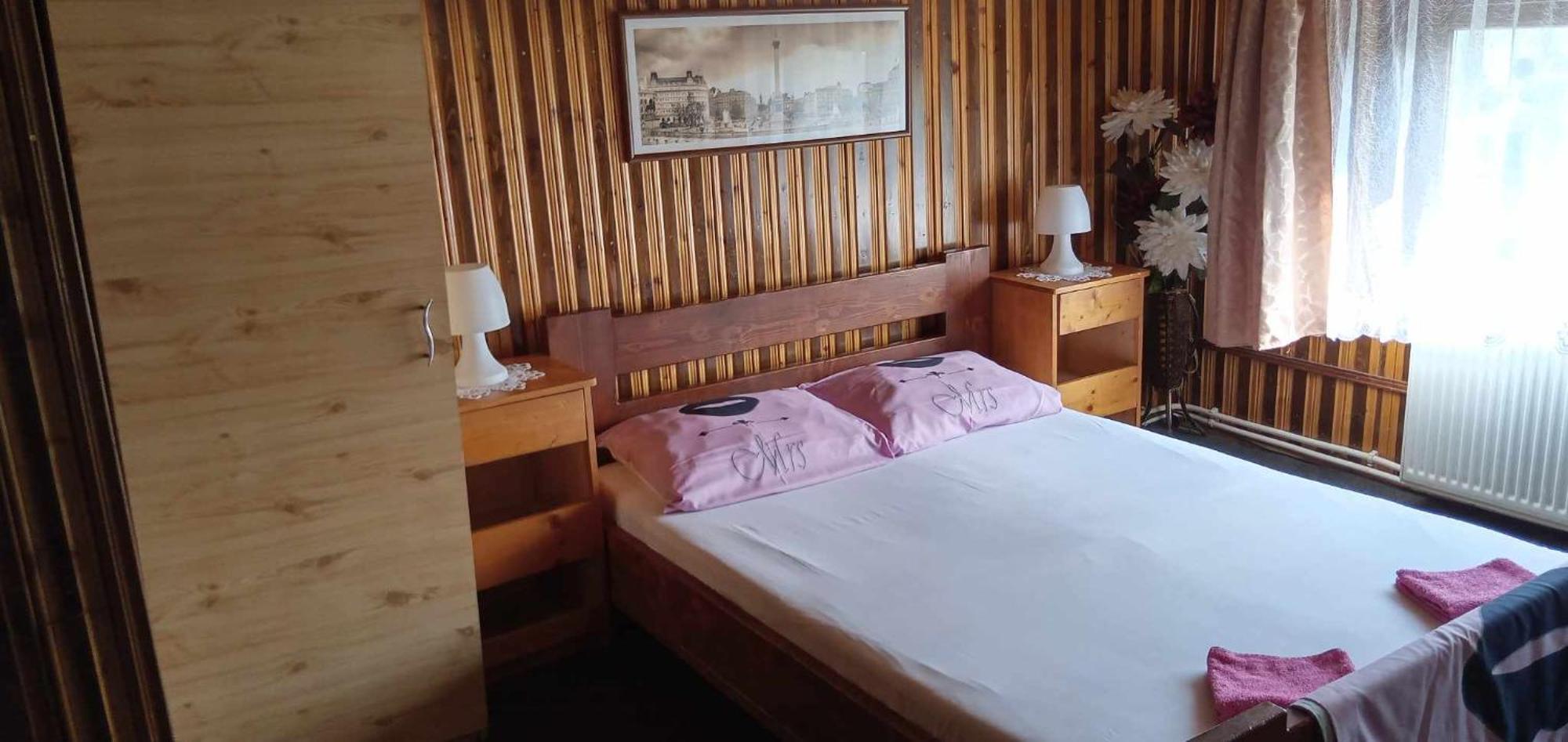 Hostel Intim 95 Ron Birlad Экстерьер фото